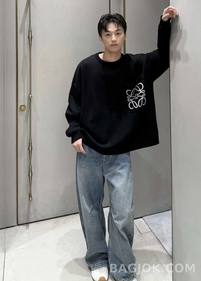 로에베 로에베 클래식 워싱 와이드 데님 팬츠 상세 이미지