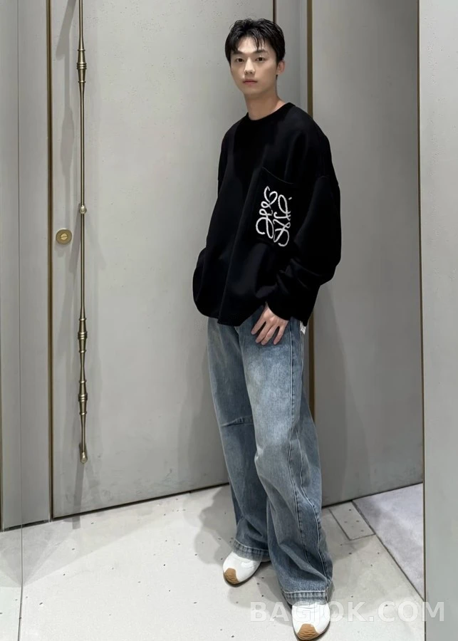 로에베 로에베 클래식 워싱 와이드 데님 팬츠 상세 이미지
