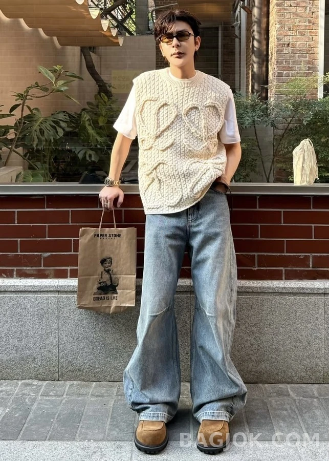 로에베 로에베 클래식 워싱 와이드 데님 팬츠 상세 이미지