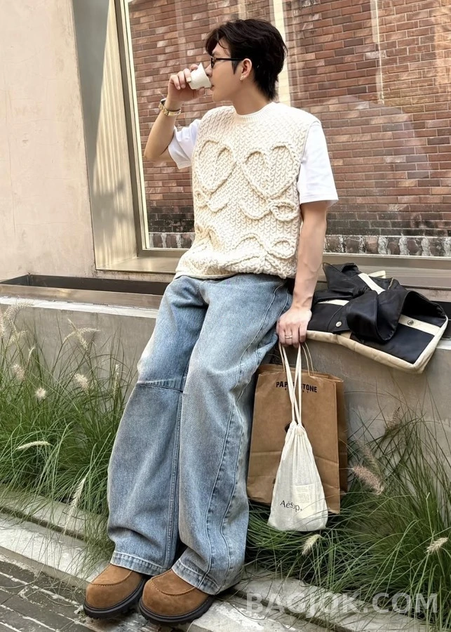 로에베 로에베 클래식 워싱 와이드 데님 팬츠 상세 이미지