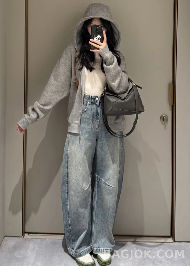 로에베 로에베 클래식 워싱 와이드 데님 팬츠 상세 이미지