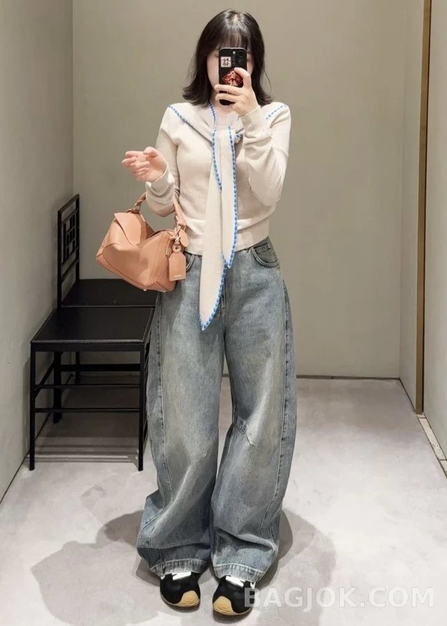 로에베 로에베 클래식 워싱 와이드 데님 팬츠 상세 이미지