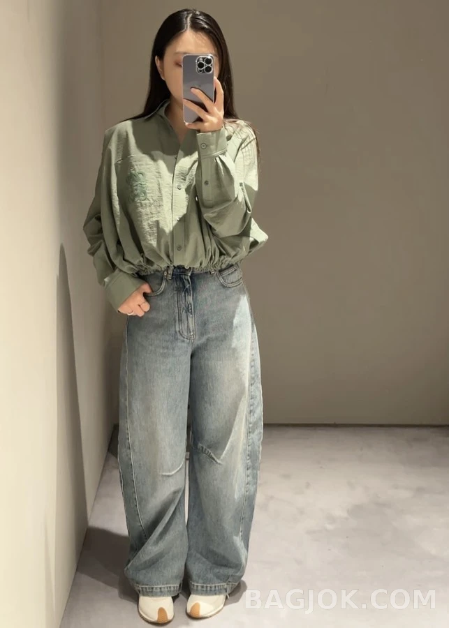 로에베 로에베 클래식 워싱 와이드 데님 팬츠 상세 이미지