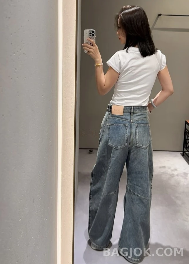 로에베 로에베 클래식 워싱 와이드 데님 팬츠 상세 이미지