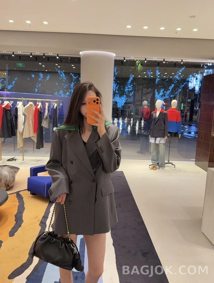 로에베 로에베 탈부착 니트 숄 더블 자켓 상세 이미지