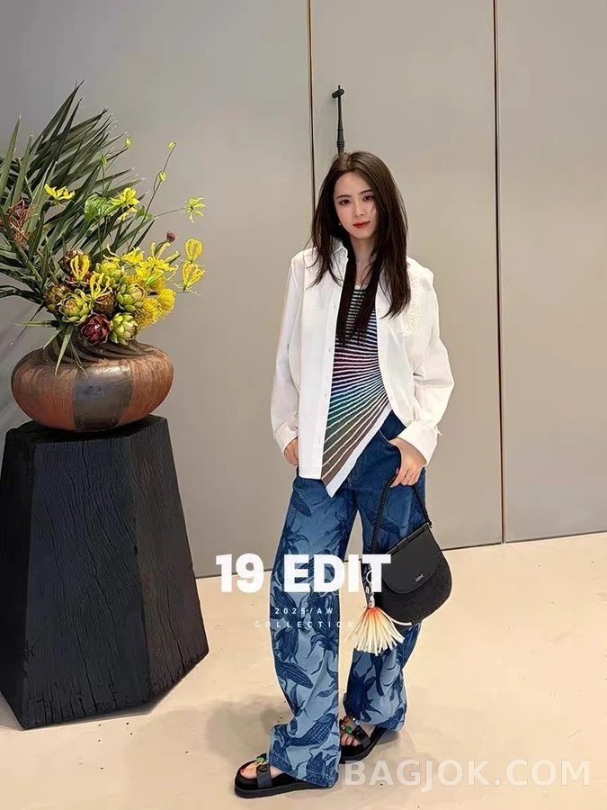 로에베 로에베 플라워 프린트 와이드 데님 팬츠 상세 이미지