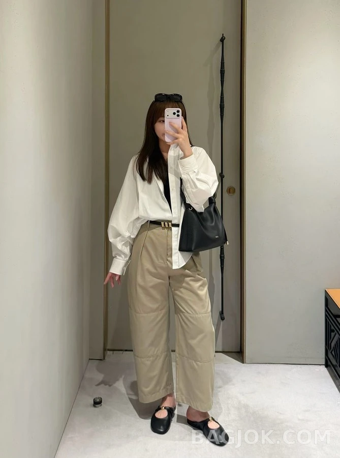 로에베 로에베 플리츠 패널 와이드 팬츠 상세 이미지