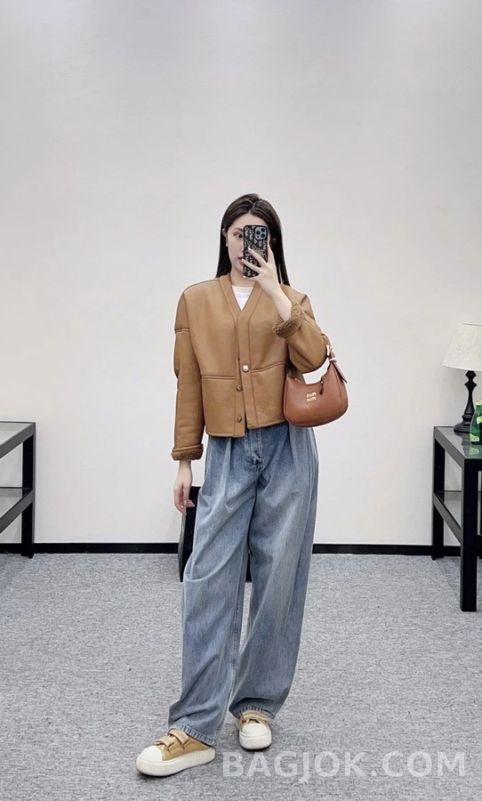 로에베 로에베 환경친화적 시어링 자켓 상세 이미지