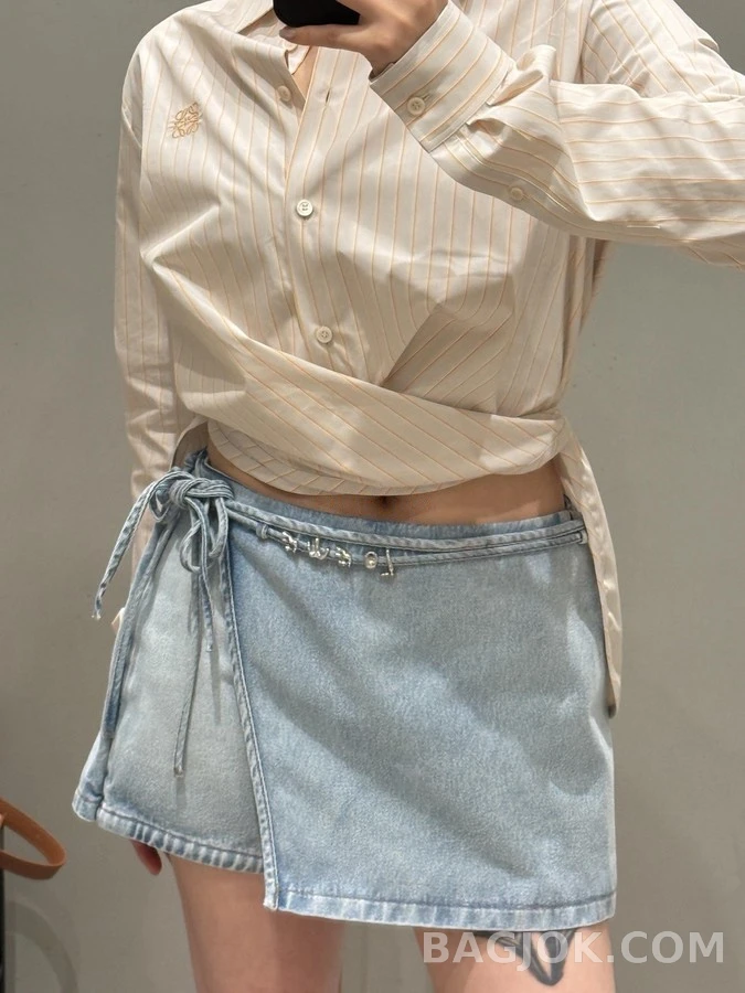 로에베 로에베 Anagram 자수 스트라이프 타이 셔츠 상세 이미지