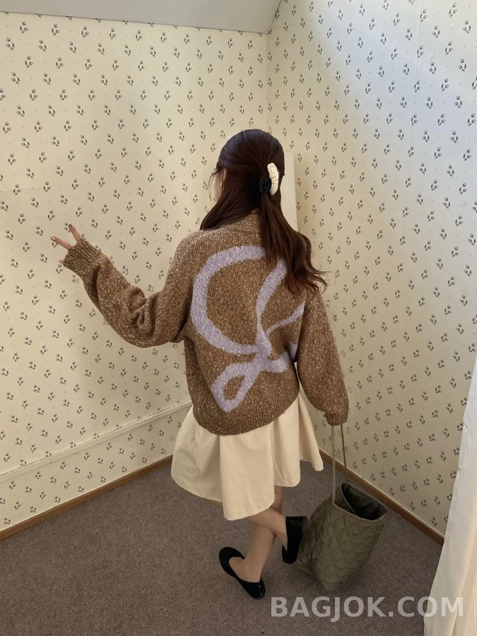 로에베 로에베 L 로고 지퍼 니트 상세 이미지