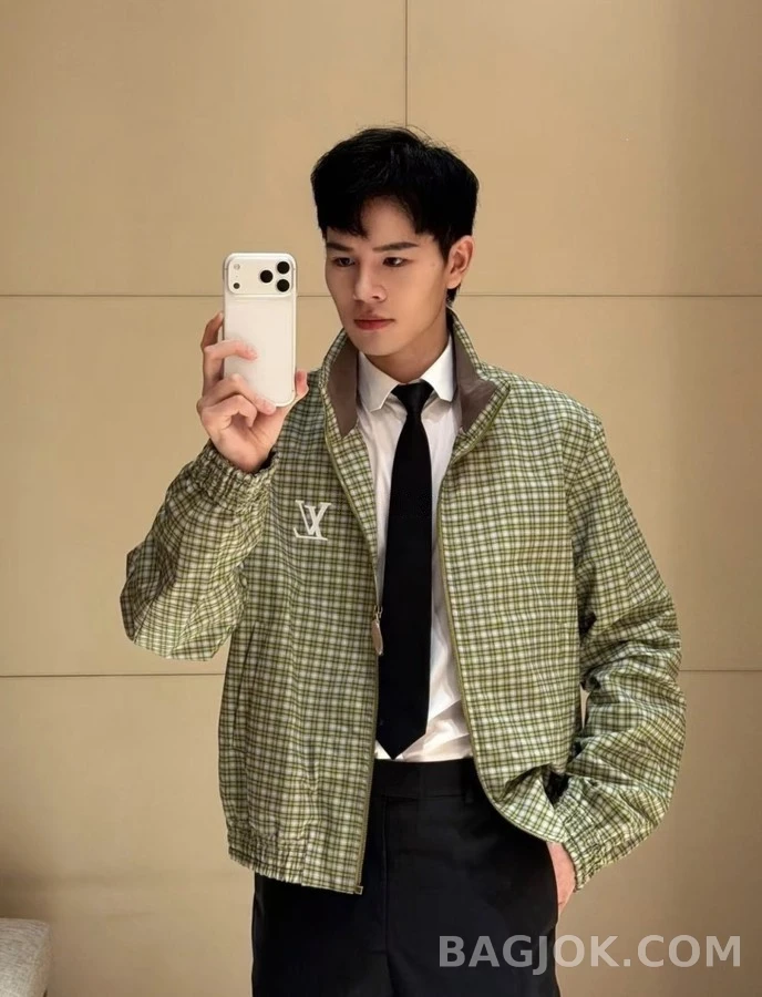 루이비통 루이비통 1V 로고 체크 재킷 상세 이미지