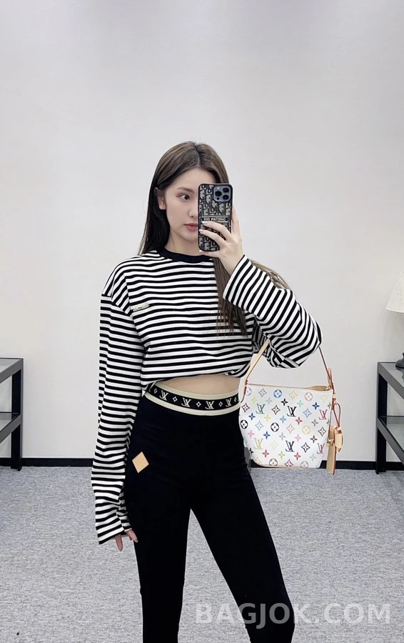 루이비통 루이비통 가디건 하이웨스트 레깅스 상세 이미지