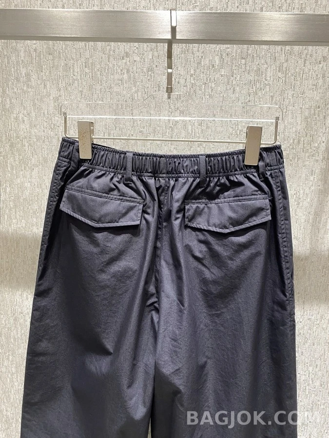 루이비통 루이비통 가죽 로고 캐주얼 팬츠 상세 이미지