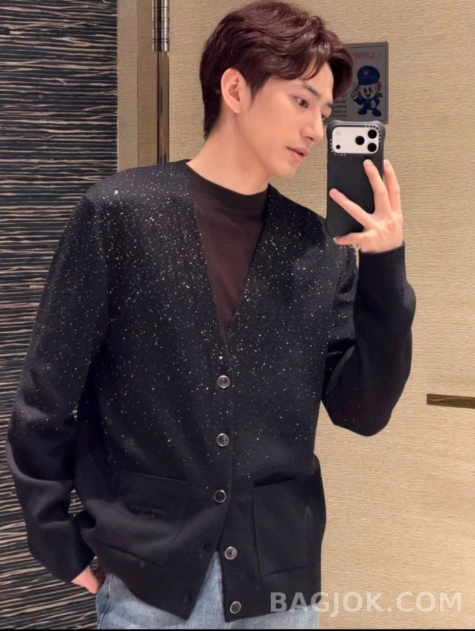 루이비통 루이비통 그라데이션 스팽글 가디건 상세 이미지
