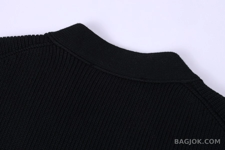 루이비통 루이비통 금사 자수 가디건 상세 이미지