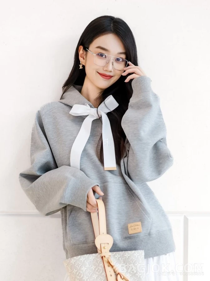 루이비통 루이비통 드로스트링 후드티 상세 이미지