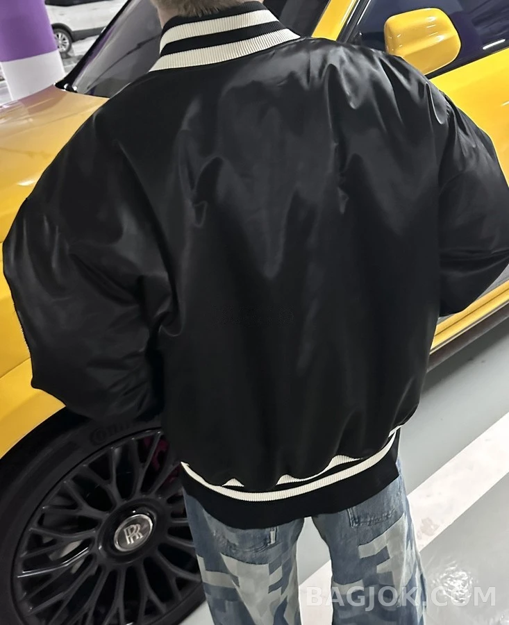루이비통 루이비통 라버스 라인스톤 패치 패딩 상세 이미지