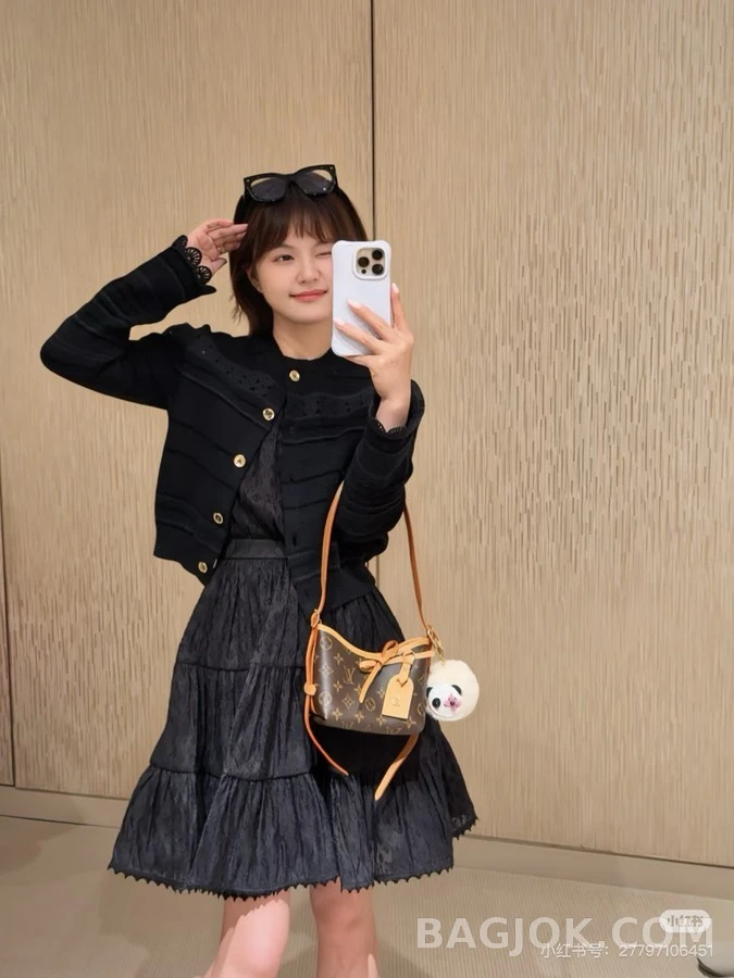 루이비통 루이비통 레이스 크롭 가디건 상세 이미지