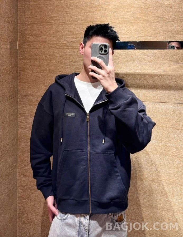 루이비통 루이비통 로고 패치 지퍼 후드집업 상세 이미지