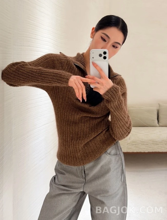 루이비통 루이비통 리브드 하프 집업 니트 상세 이미지