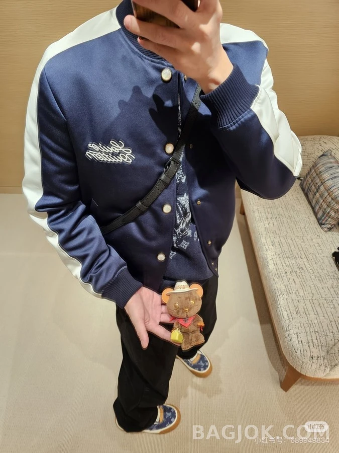 루이비통 루이비통 마년 한정 자수 야구 자켓 상세 이미지