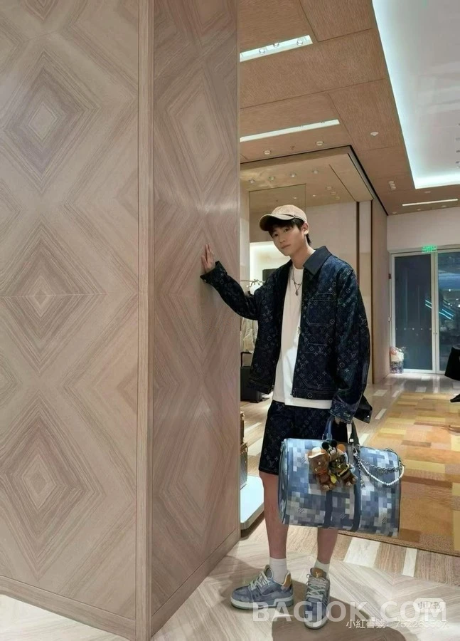 루이비통 루이비통 모노그램 데님 워크 자켓 상세 이미지