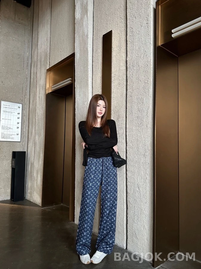 루이비통 루이비통 모노그램 드로스트링 와이드 팬츠 상세 이미지