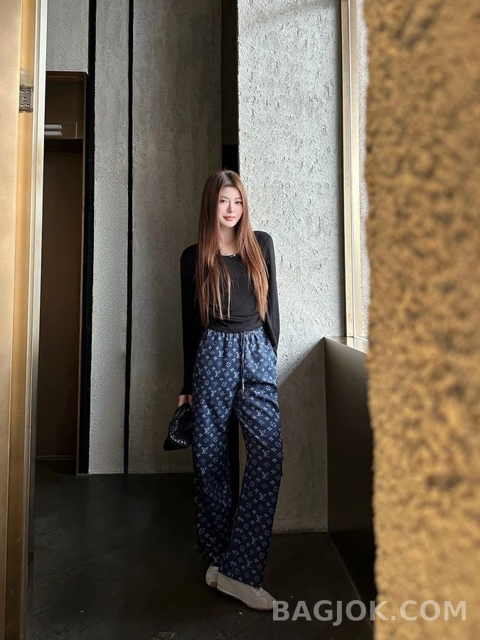 루이비통 루이비통 모노그램 드로스트링 와이드 팬츠 상세 이미지