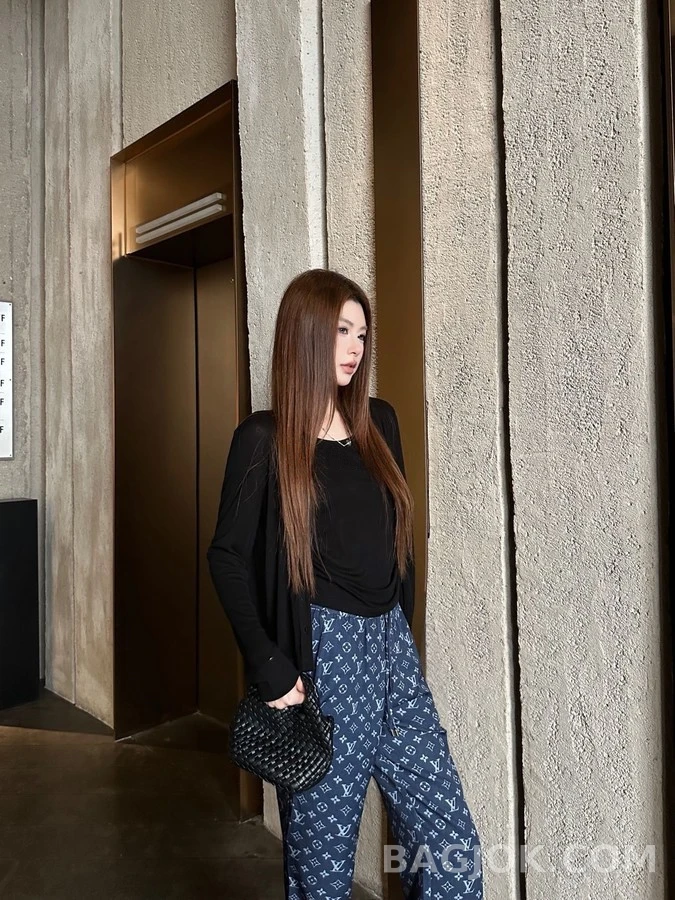루이비통 루이비통 모노그램 드로스트링 와이드 팬츠 상세 이미지