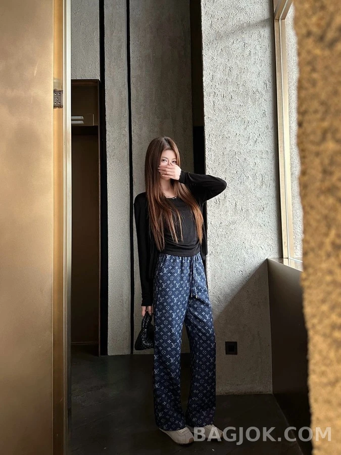 루이비통 루이비통 모노그램 드로스트링 와이드 팬츠 상세 이미지