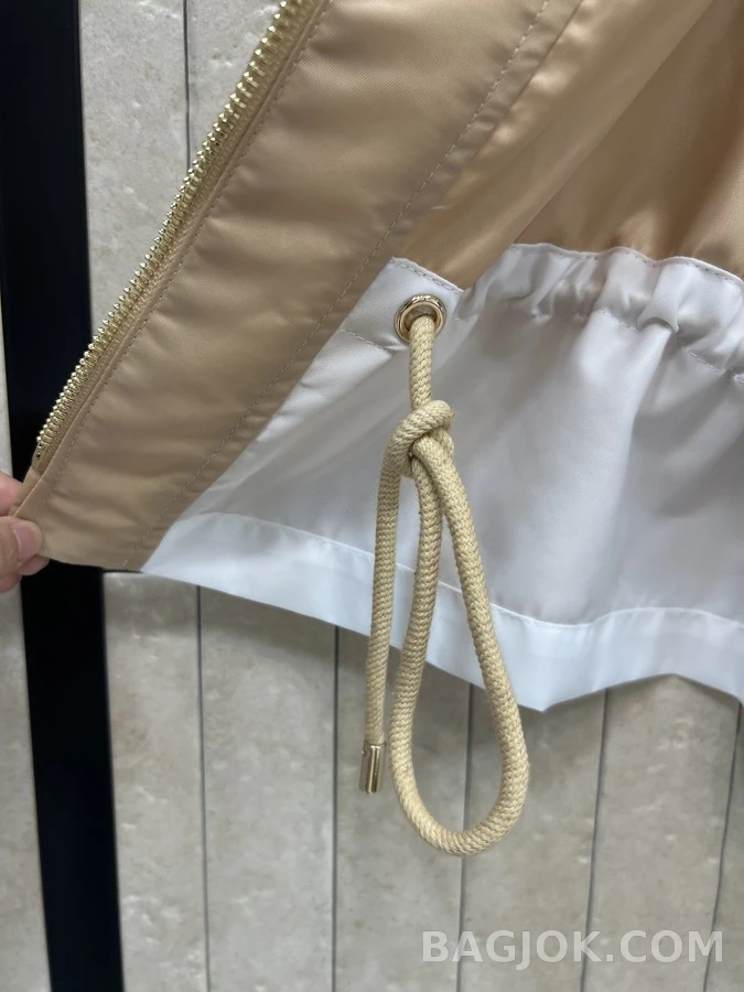 루이비통 루이비통 모노그램 드로스트링 후드 베스트 상세 이미지