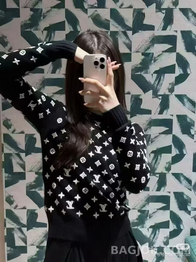 루이비통 루이비통 모노그램 자수 니트 스웨터 상세 이미지