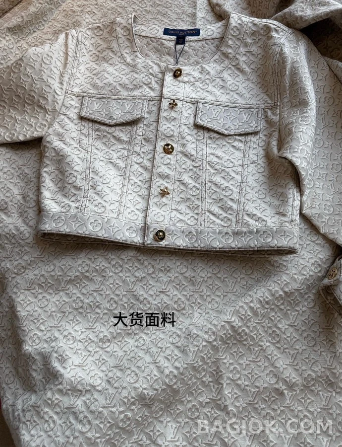 루이비통 루이비통 모노그램 자카드 라운드넥 자켓 상세 이미지