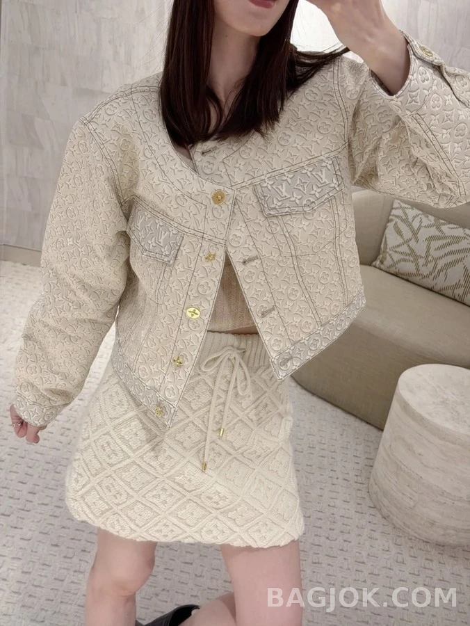 루이비통 루이비통 모노그램 자카드 라운드넥 자켓 상세 이미지