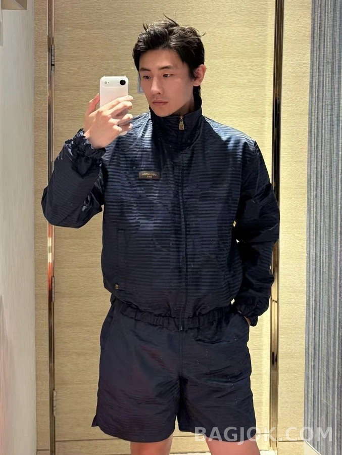 루이비통 루이비통 모노그램 집업 자켓 상세 이미지