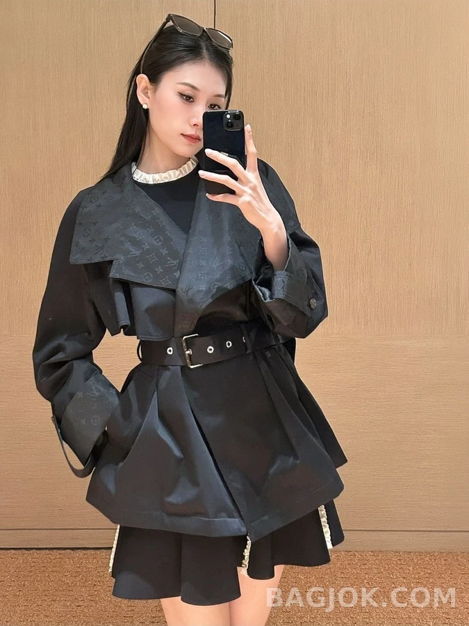 루이비통 루이비통 모노그램 칼라 커프스 숏 트렌치코트 상세 이미지