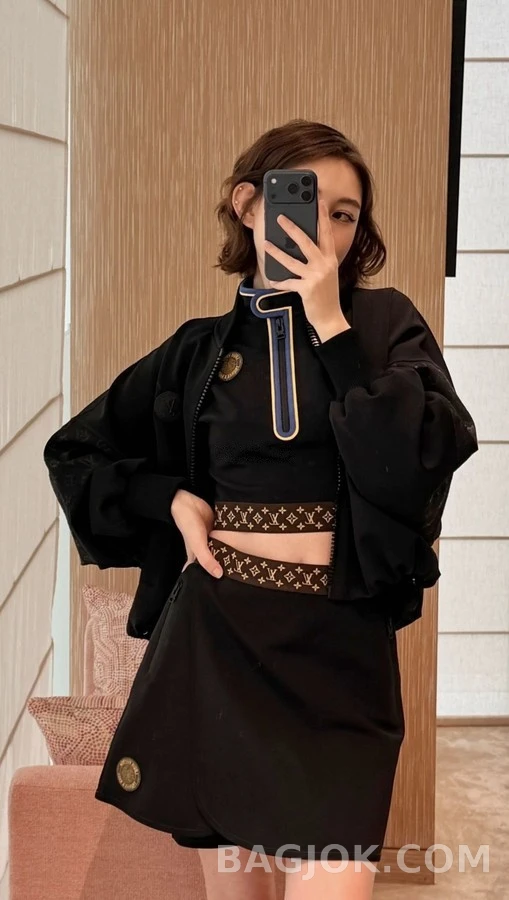 루이비통 루이비통 모노그램 테크니트 집업 상세 이미지
