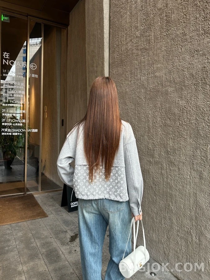 루이비통 루이비통 모노그램 패치 스탠드넥 자켓 상세 이미지