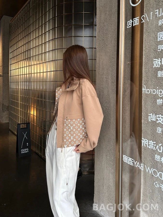 루이비통 루이비통 모노그램 패치워크 스탠드넥 자켓 상세 이미지