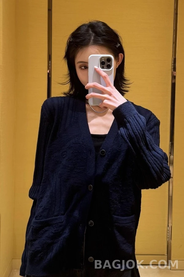 루이비통 루이비통 모노그램 플라워 가디건 상세 이미지