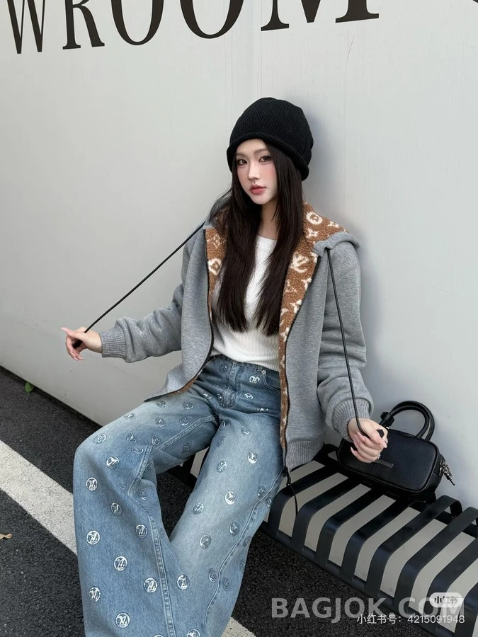 루이비통 루이비통 모노그램 플라워 자수 와이드 데님 팬츠 상세 이미지