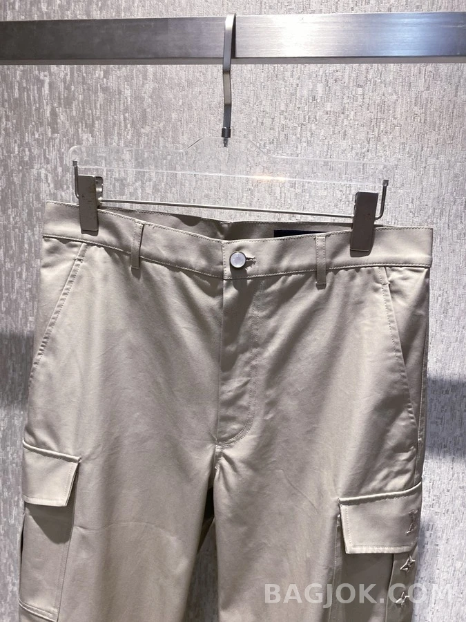 루이비통 루이비통 모노그램 플라워 자수 카고 팬츠 상세 이미지