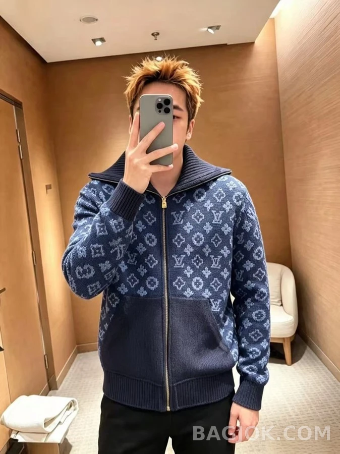 루이비통 루이비통 모노그램 하프넥 니트 집업 상세 이미지