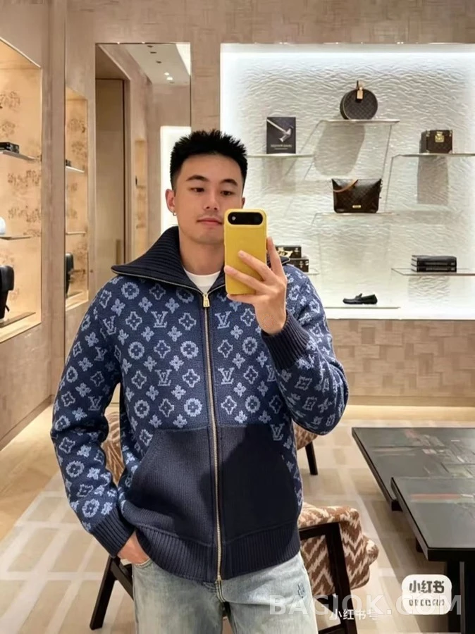 루이비통 루이비통 모노그램 하프넥 니트 집업 상세 이미지