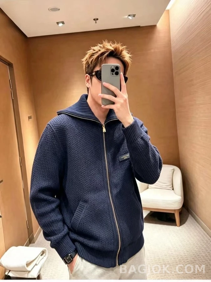 루이비통 루이비통 모노그램 하프넥 니트 집업 상세 이미지