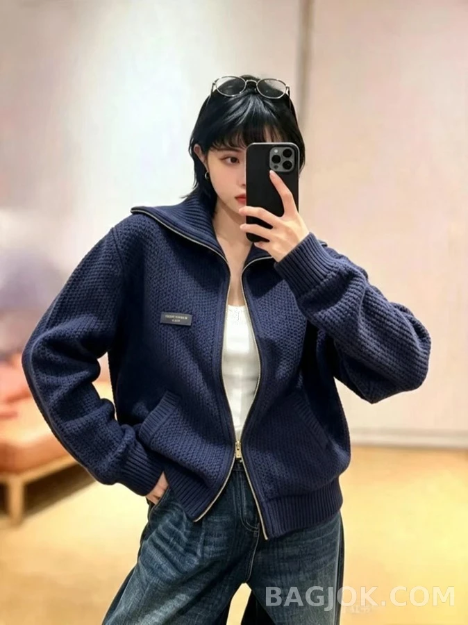 루이비통 루이비통 모노그램 하프넥 니트 집업 상세 이미지