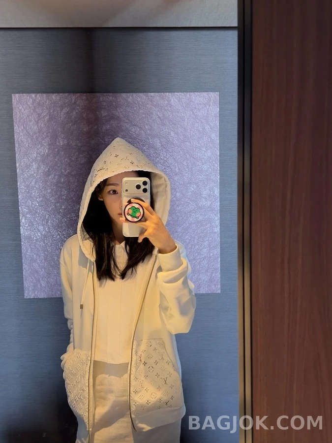 루이비통 루이비통 모노그램 후드집업 상세 이미지