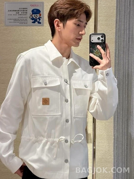 루이비통 루이비통 백 레터링 드로스트링 자켓 상세 이미지