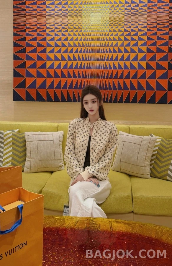 루이비통 루이비통 벨트 패턴 실크 자켓 상세 이미지