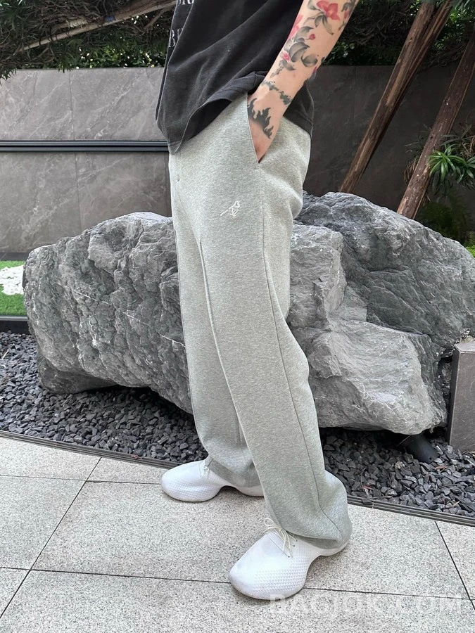 루이비통 루이비통 별침 자수 플레어 팬츠 상세 이미지